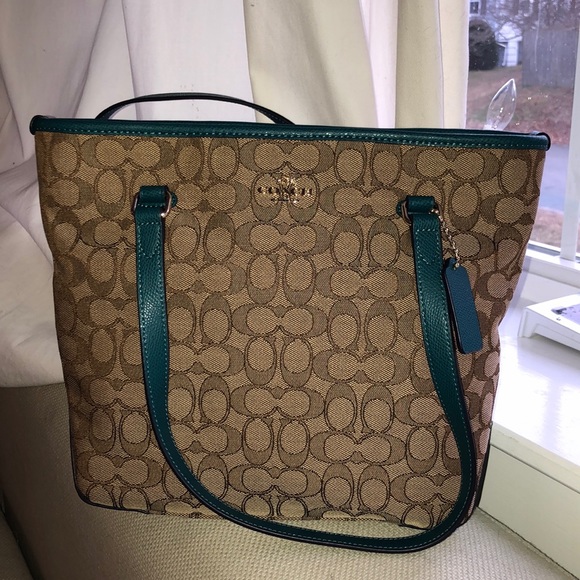 Coach Handbags - Coach bag